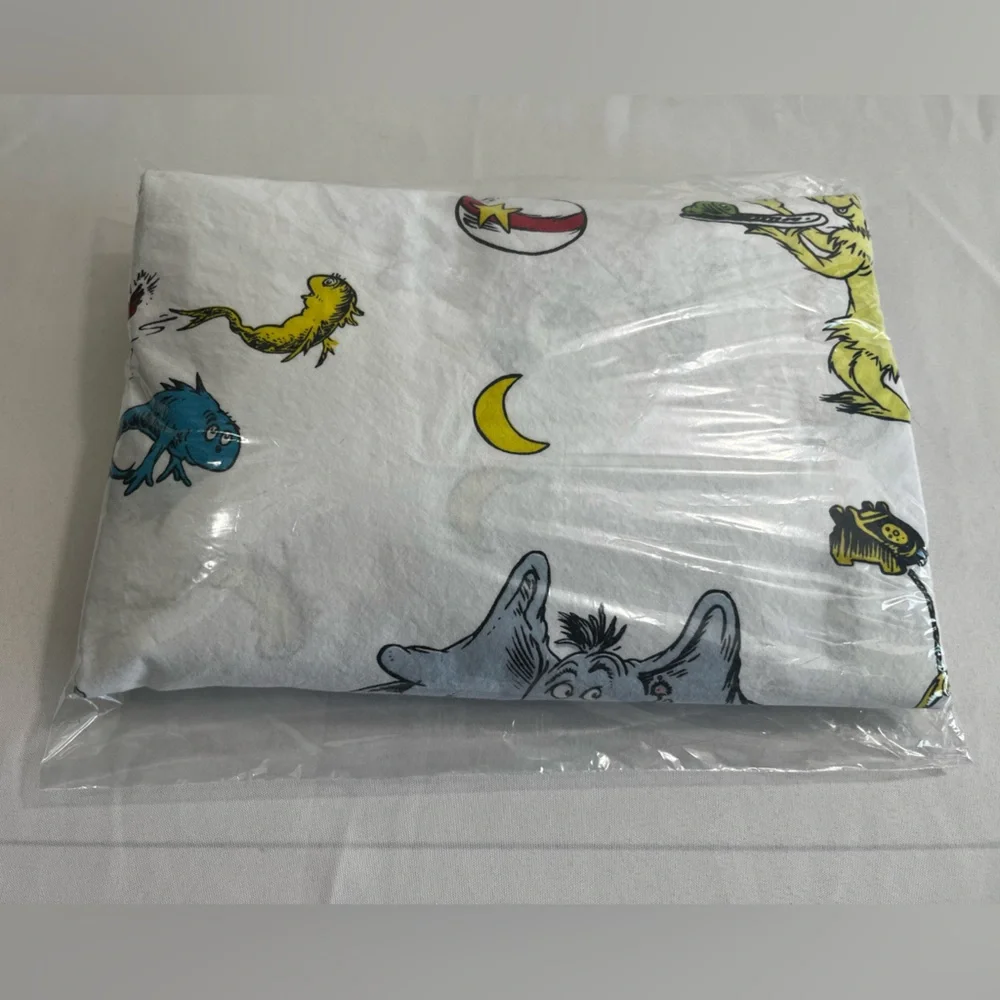 PB Kids Dr. Seuss Twin Flat Sheet 100% Organic Cotton